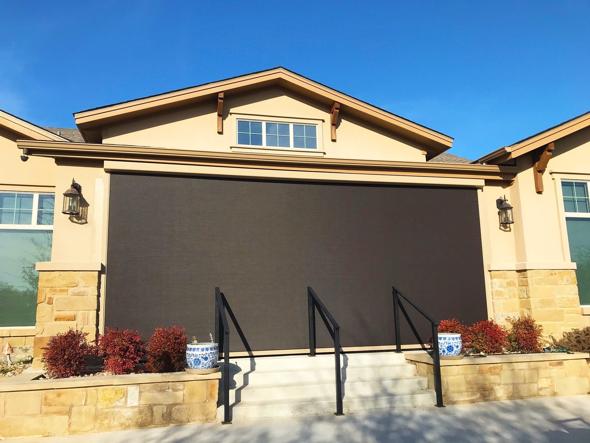 Why Retractable Patio Screens Can Solve Your Problems?