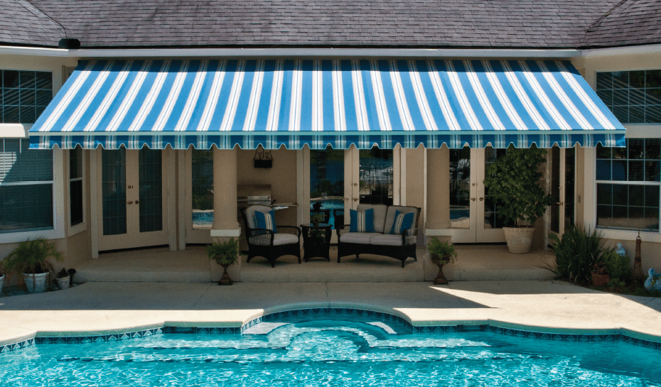 When Designing a Deck, be sure you Include the Retractable Awning