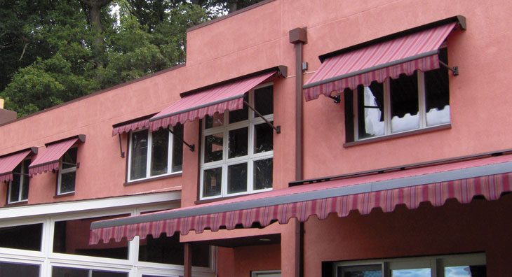 Eclipse Drop Arm Awning
