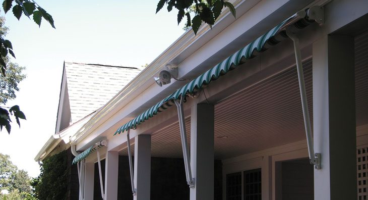 Eclipse Drop Arm Awning
